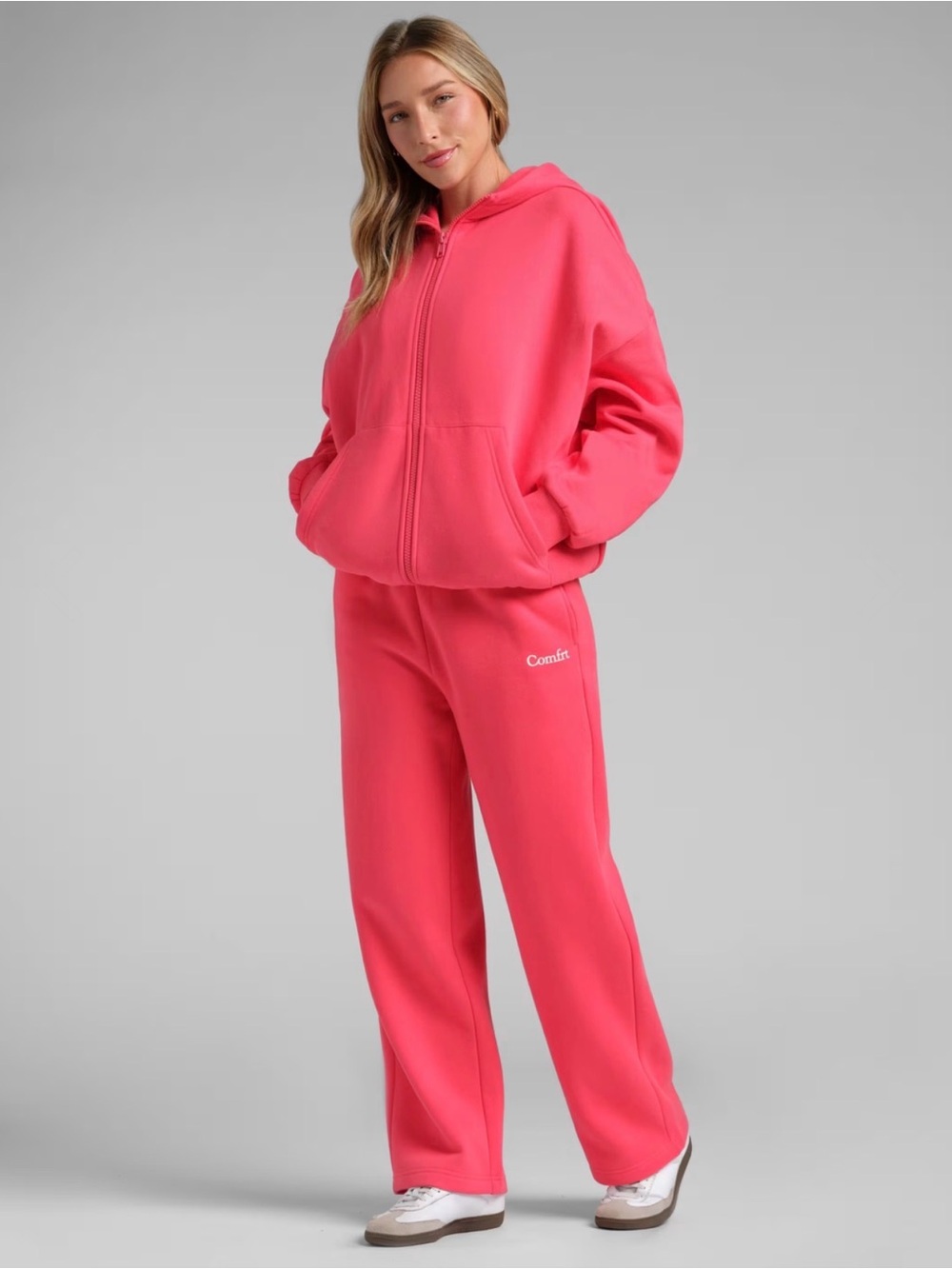 Comfrt Cloud Zip Hoodie and Sweatpants in Bermuda Size Small
